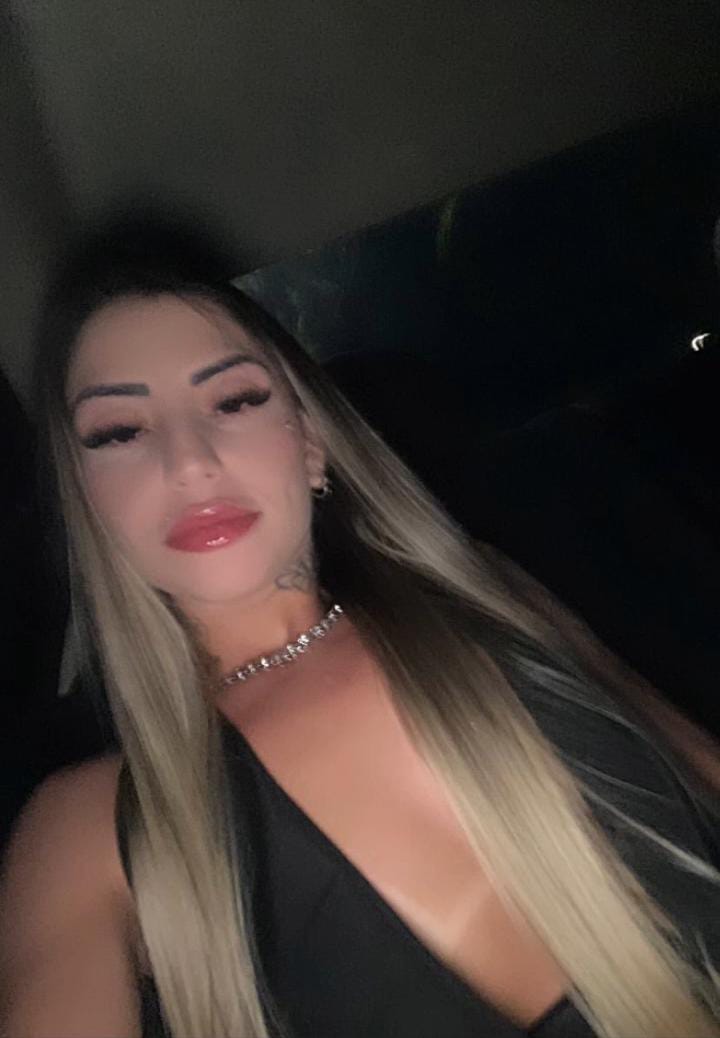 NICOLLY JOLIE - Foto 5