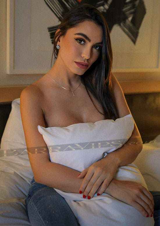 LAURA NOBREGA - Foto 18