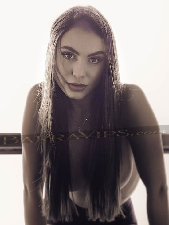 LAURA NOBREGA - Foto 5