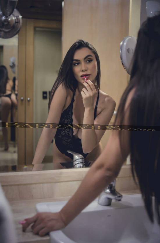 LAURA NOBREGA - Foto 10